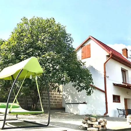 Guest house Boraszporta - Preshaz